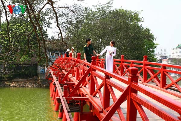 Dạo bước trên cầu